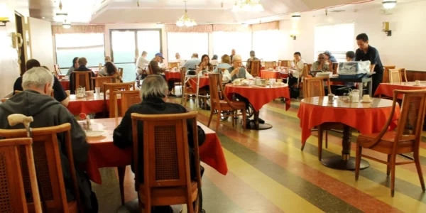 Dining room at Prospect Manor with residents enjoying meals